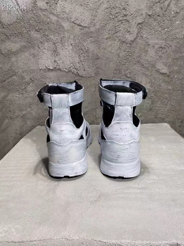 마르지엘라 x리복 페인팅 클래식 레더 타비 하이탑 슈즈