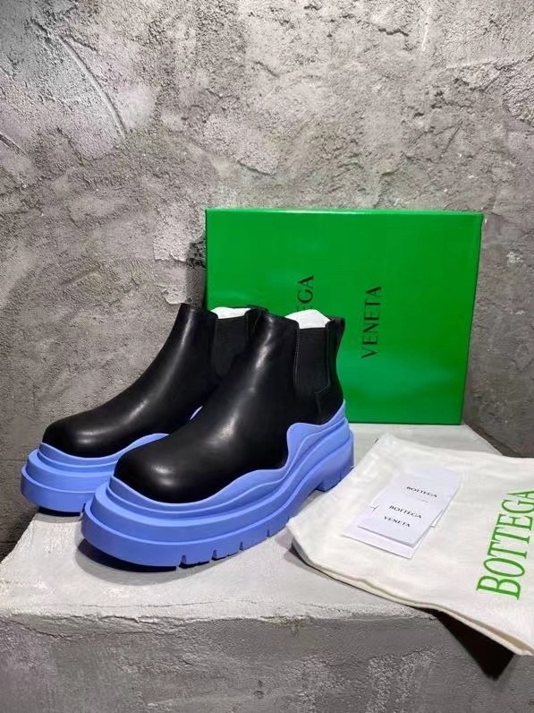 보테가베네타 2021 타이어 부츠 네온컬러 솔