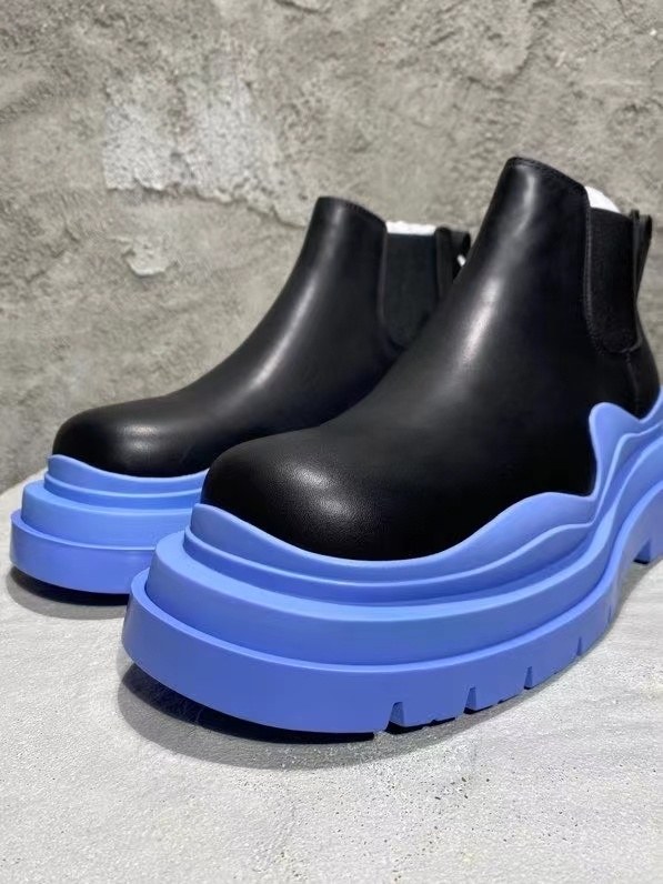 보테가베네타 2021 타이어 부츠 네온컬러 솔