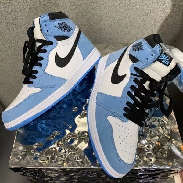 나이키 조던1 하이탑???????????????? ???????? ???????????????????????????????????????? ????????????????