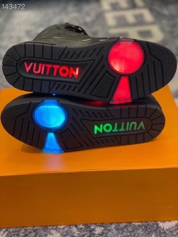 루이비통 2021 LED LV트레이너 하이탑 스니커즈
