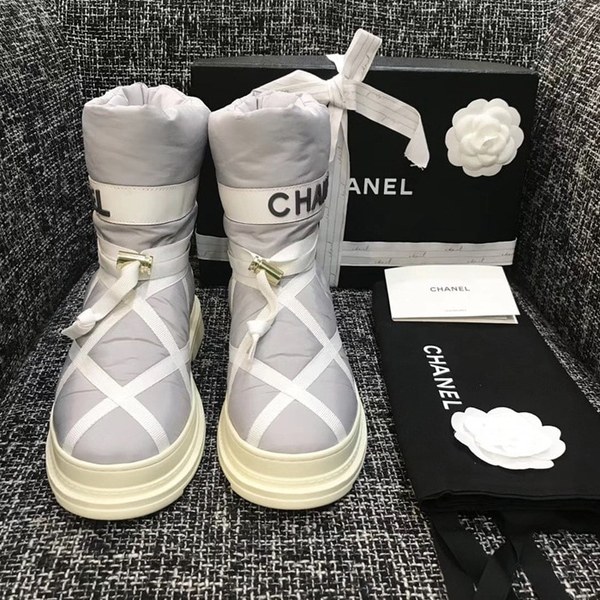 샤넬 패딩 방한 부츠 그레이