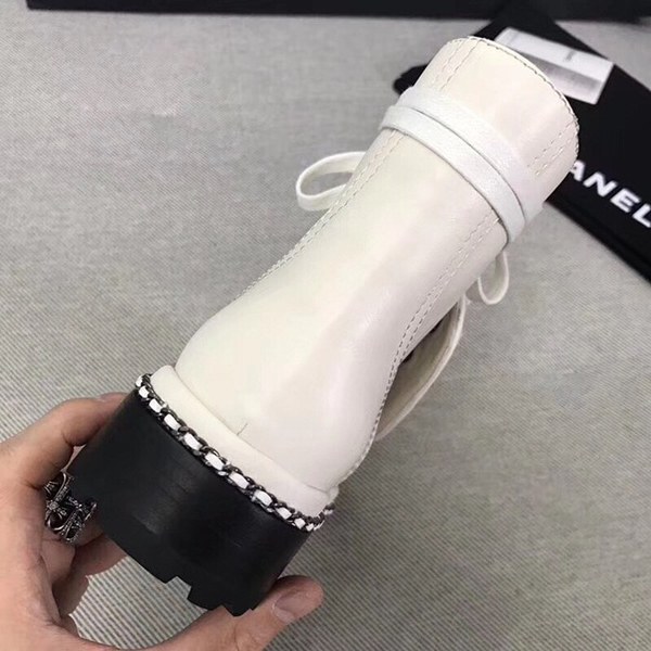 샤넬 앵글부츠 화이트