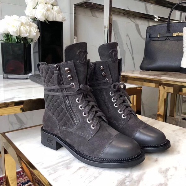 샤넬 스웨이드 하이 부츠 그레이