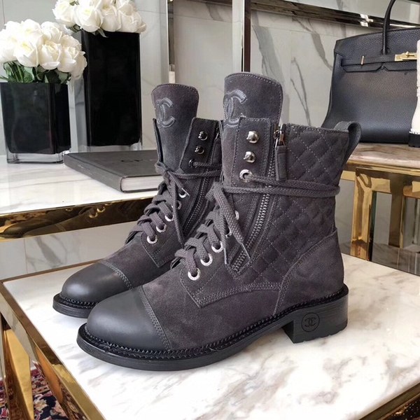 샤넬 스웨이드 하이 부츠 그레이