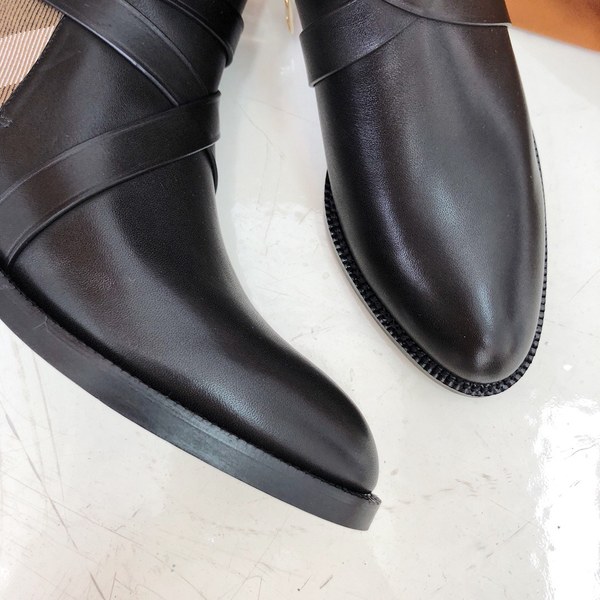 버버리 여성 부츠