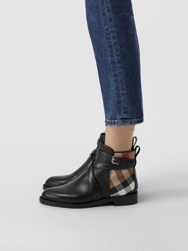 버버리 앵글부츠