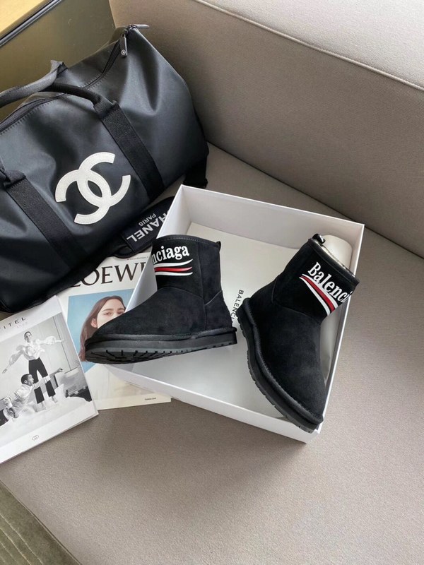 발렌시아가 부츠