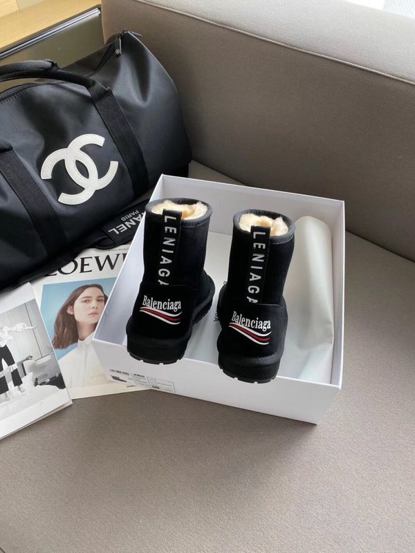 발렌시아가 부츠