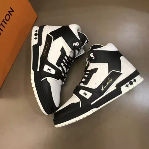 루이비통 하이탑 스니커즈