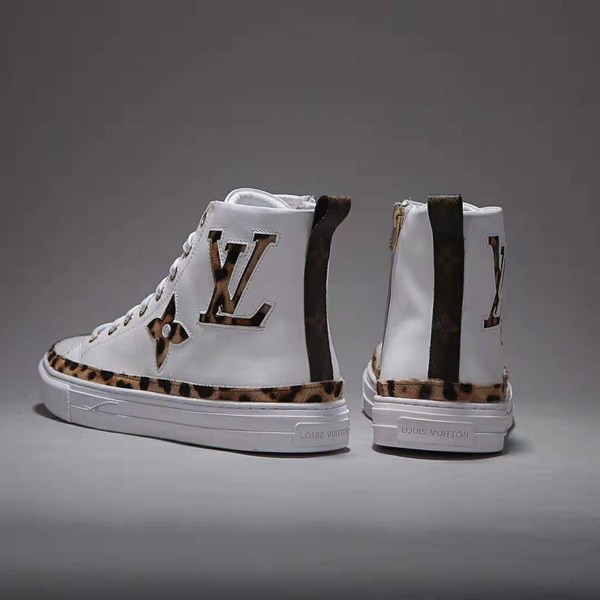 루이비통 하이탑 스니커즈