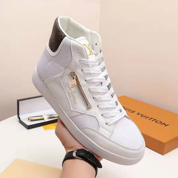 루이비통 하이탑 스니커즈