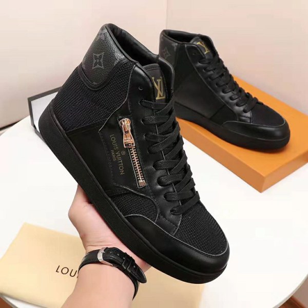 루이비통 하이탑 스니커즈