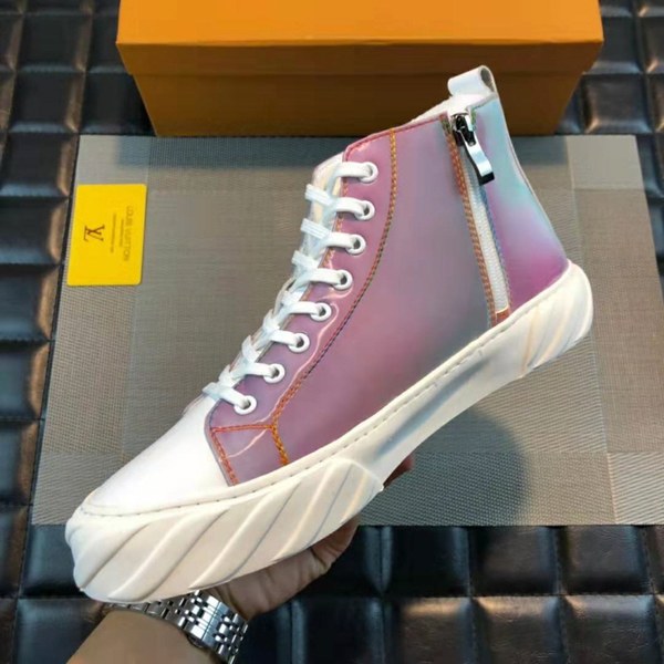 루이비통 하이탑 스니커즈