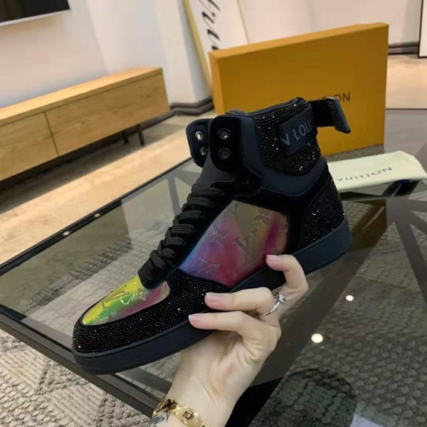 루이비통 하이탑 스니커즈