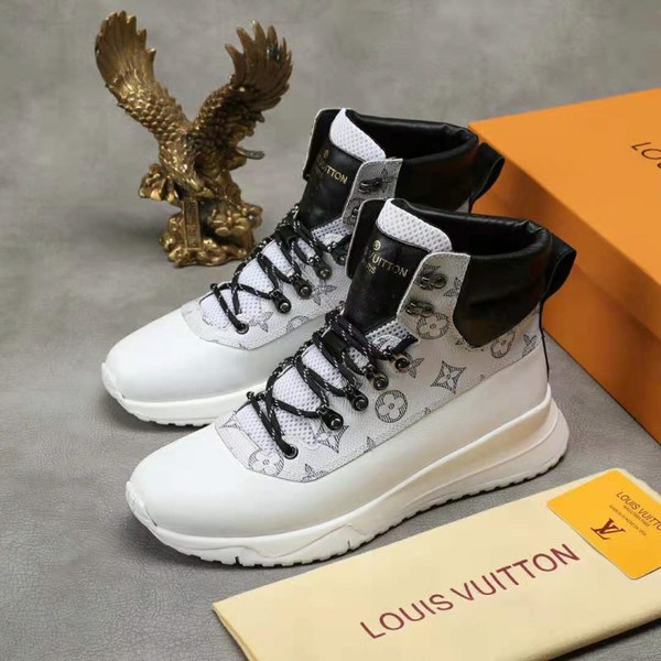 루이비통 하이탑 스니커즈