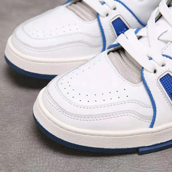 루이비통 하이탑 스니커즈