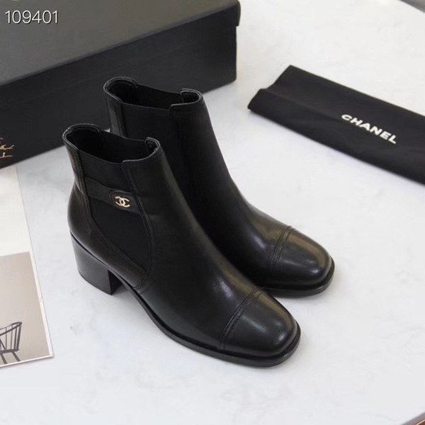 19신상 샤넬 앵글부츠 605855