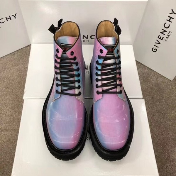 지방시 2020 camden 리지드솔부츠 홀로그램멀티컬러