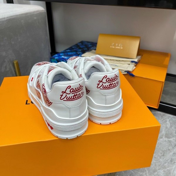 루이비통 2021 니고콜라보 시즌2 하트 LV 트레이너 스니커즈