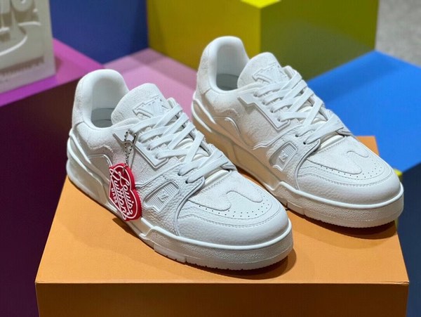 루이비통 2021 니고콜라보 2 LV 트레이너 스니커즈