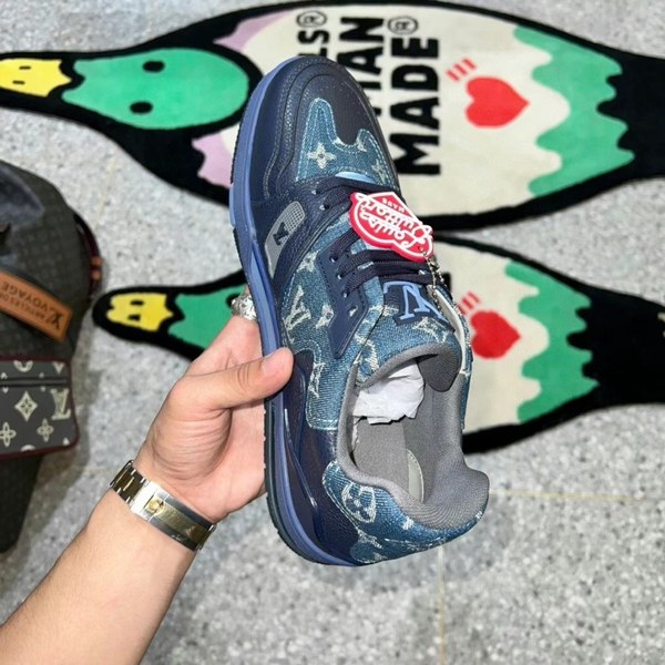 루이비통 2021 니고콜라보 2 LV 트레이너 스니커즈