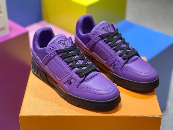 루이비통 2021 컬러 LV 트레이너 스니커즈