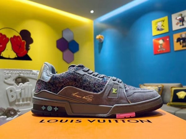 루이비통 2021 울도트 그레이 스웨이드 LV 트레이너 스니커즈