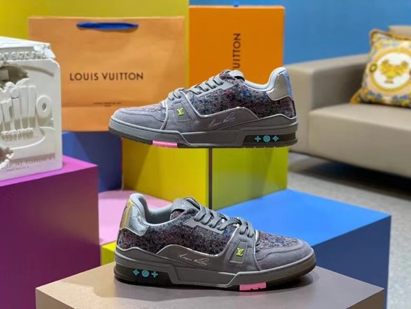 루이비통 2021 울도트 그레이 스웨이드 LV 트레이너 스니커즈