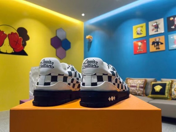 루이비통 2021 체스컬러 Lv 트레이너 스니커즈