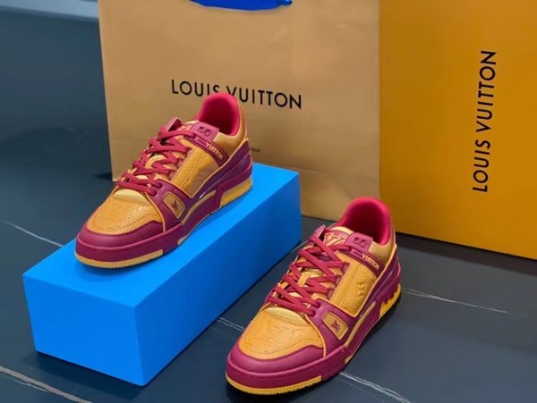 루이비통 2021 LV 트레이너 스니커즈 엘로우 레드