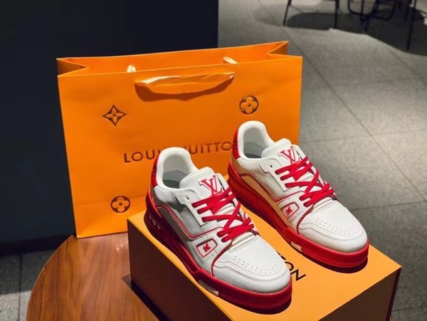 루이비통 2021 LV 트레이너 스니커즈 화이트엔 레드 컬러