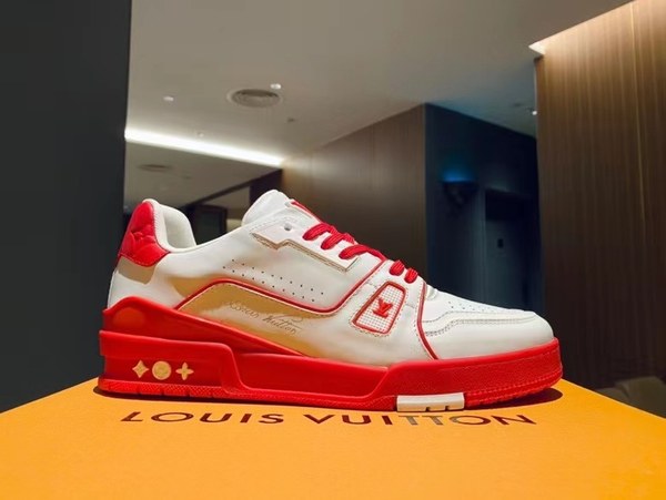 루이비통 2021 LV 트레이너 스니커즈 화이트엔 레드 컬러
