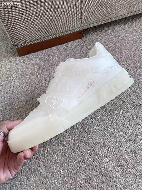 루이비통 2021 LV 트레이너 슈즈 클리어화이트컬러