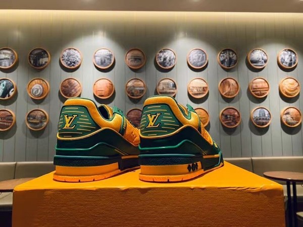 루이비통 2021 LV트레이너 스니커즈 자메이카 컬러