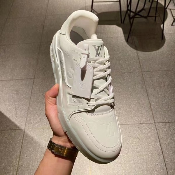 루이비통 2021 트리플 화이트 lv 트레이너 스니커즈