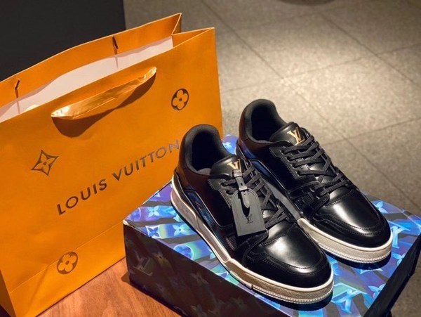 루이비통 2020 lv 트레이너 스니커즈 블랙 레더