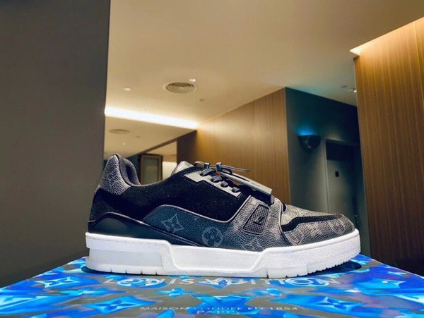 루이비통 2020 블랙 모노그램 lv 트레이너 스니커즈