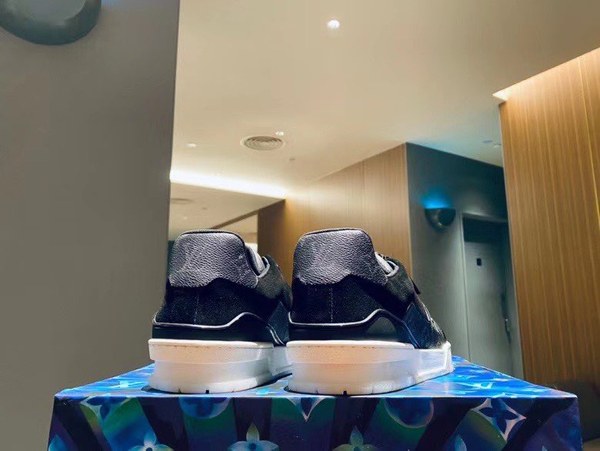 루이비통 2020 블랙 모노그램 lv 트레이너 스니커즈