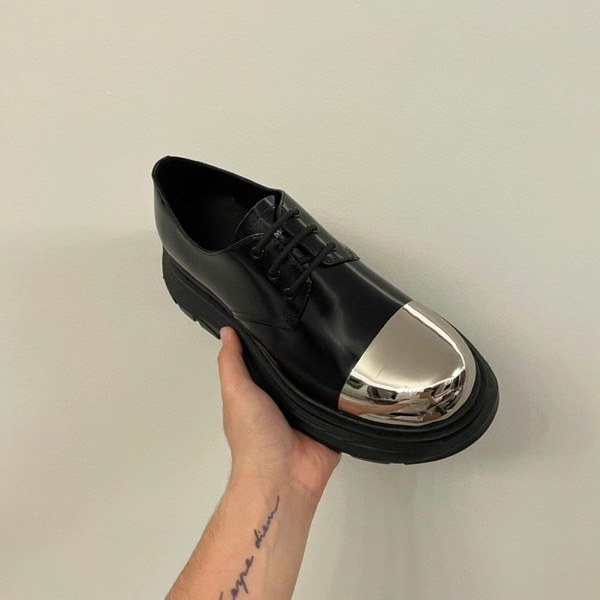 알렉산더맥퀸 2021 스틸토 트레드 더비슈즈