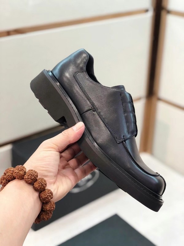 프라다 2021 스트랩 파이핑 더비 슈즈