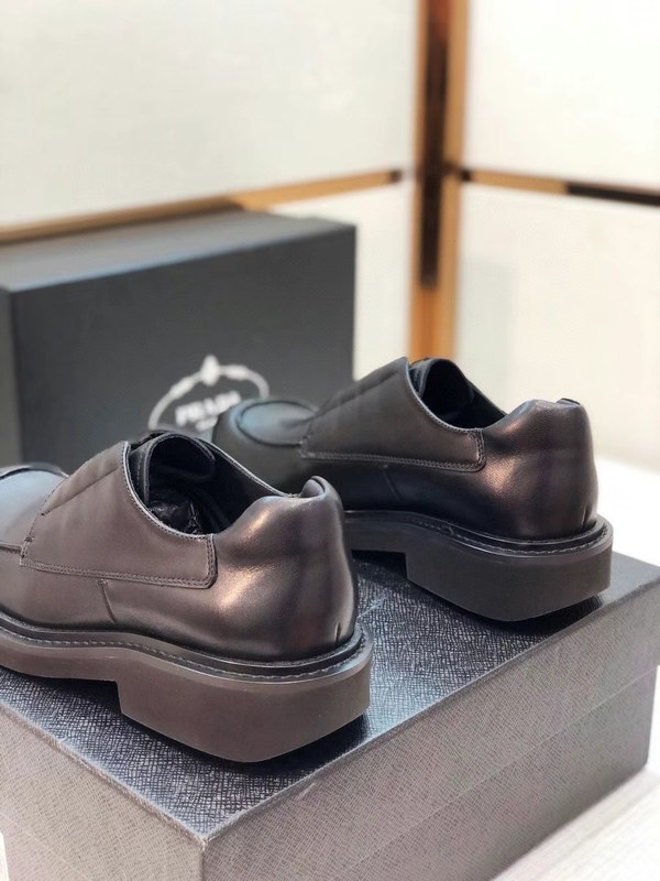 프라다 2021 스트랩 파이핑 더비 슈즈