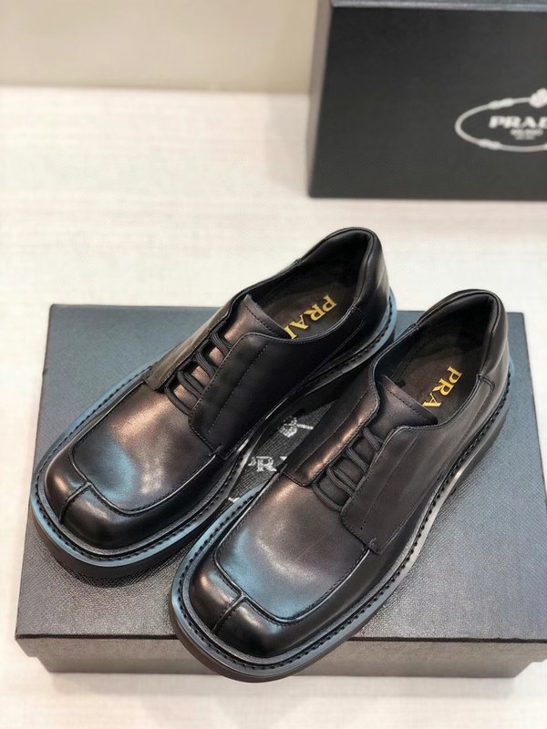 프라다 2021 스트랩 파이핑 더비 슈즈
