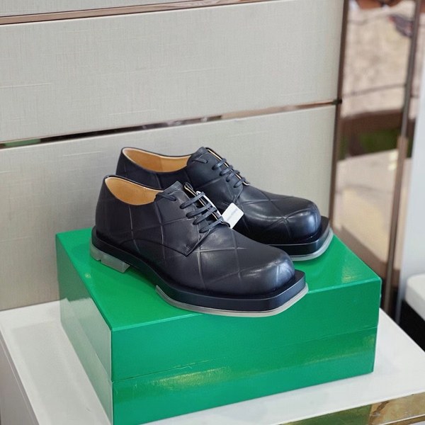 보테가베네타 2021 인트레치아토 클리어솔 레이스업 더비 슈즈 블랙컬러