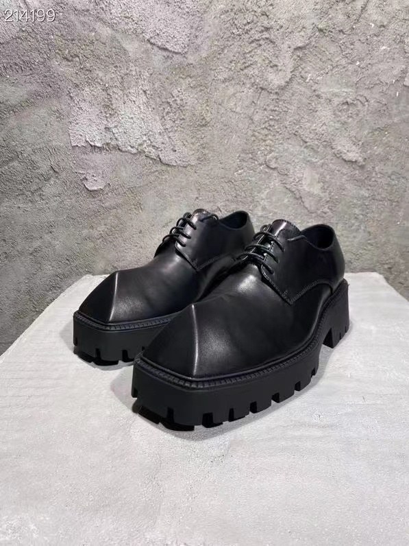 발렌시아가 2021 라이노 더비 슈즈