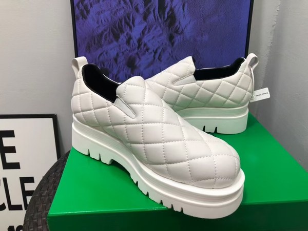 보테가베네타 2021 화이트 인트레치아토 더비 슈즈