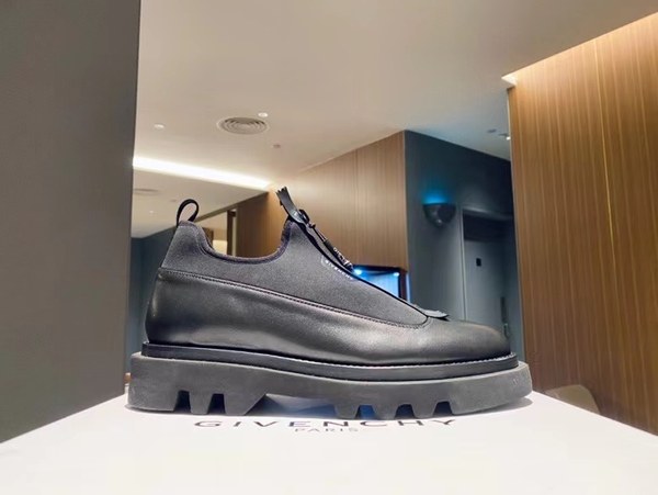 지방시 2021 레더 네오프랜 컴뱃 더비 슈즈