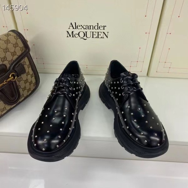 알렉산더맥퀸 2021 스터드 트레드 더비 슈즈