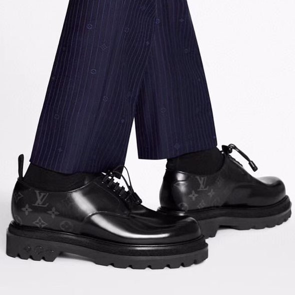 루이비통 LV블랙아이스 스트랩 더비 슈즈 블랙컬러