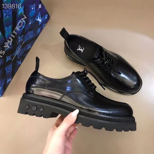 루이비통 LV블랙아이스 스트랩 더비 슈즈 블랙컬러